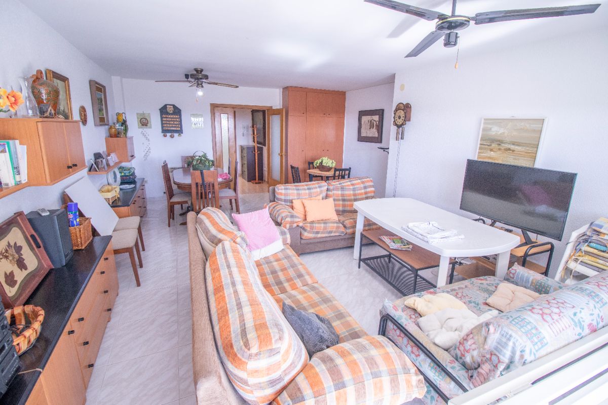 Venta de planta baja en Coma - Ruga