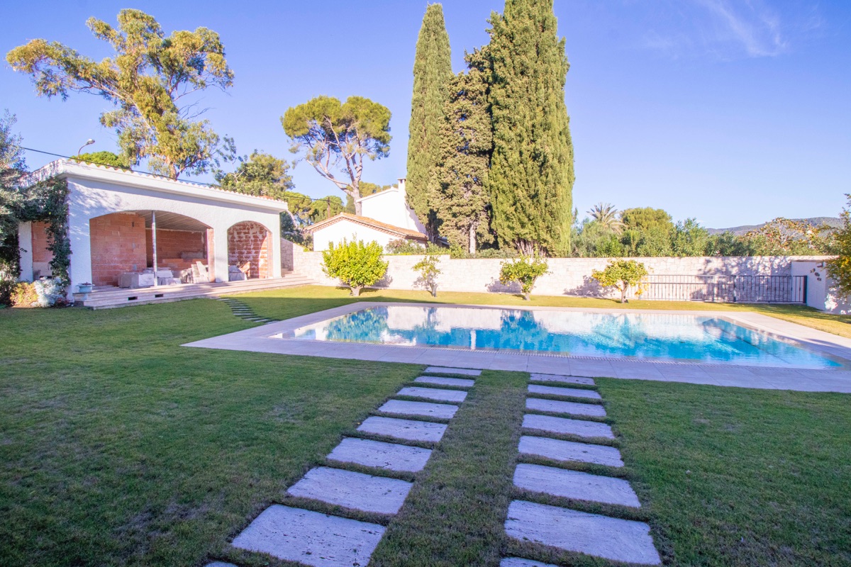 Venta de casa en Roda de Barà