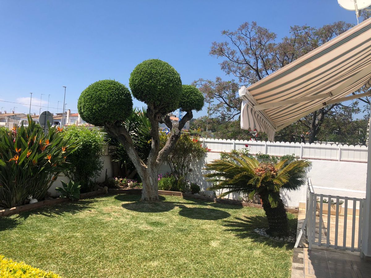 Venta de casa en Coma - Ruga