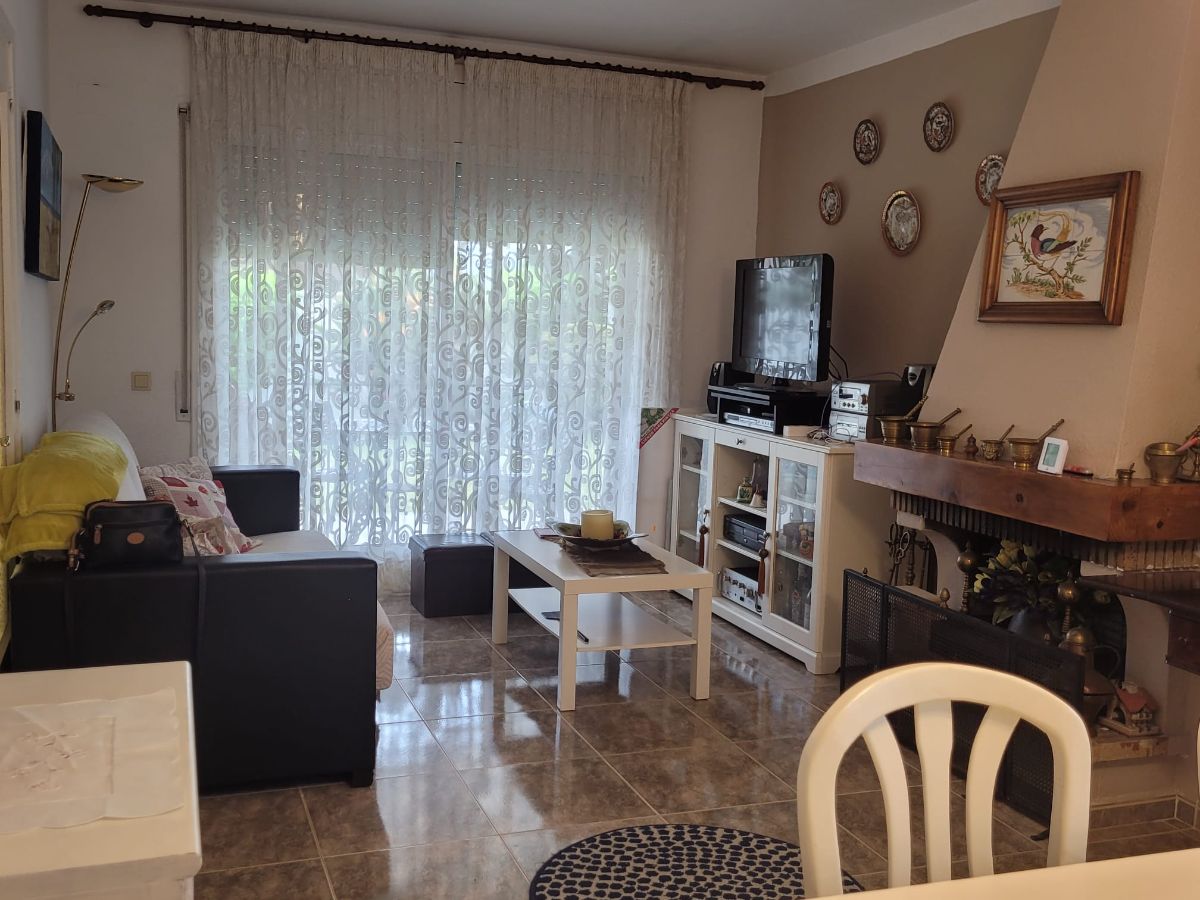 Venta de casa en Coma - Ruga