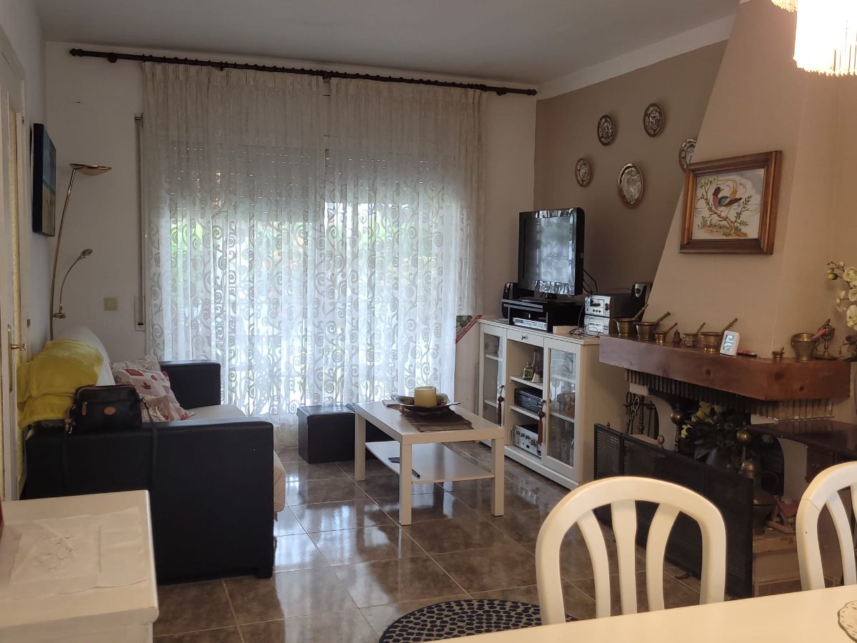 Venta de casa en Coma - Ruga