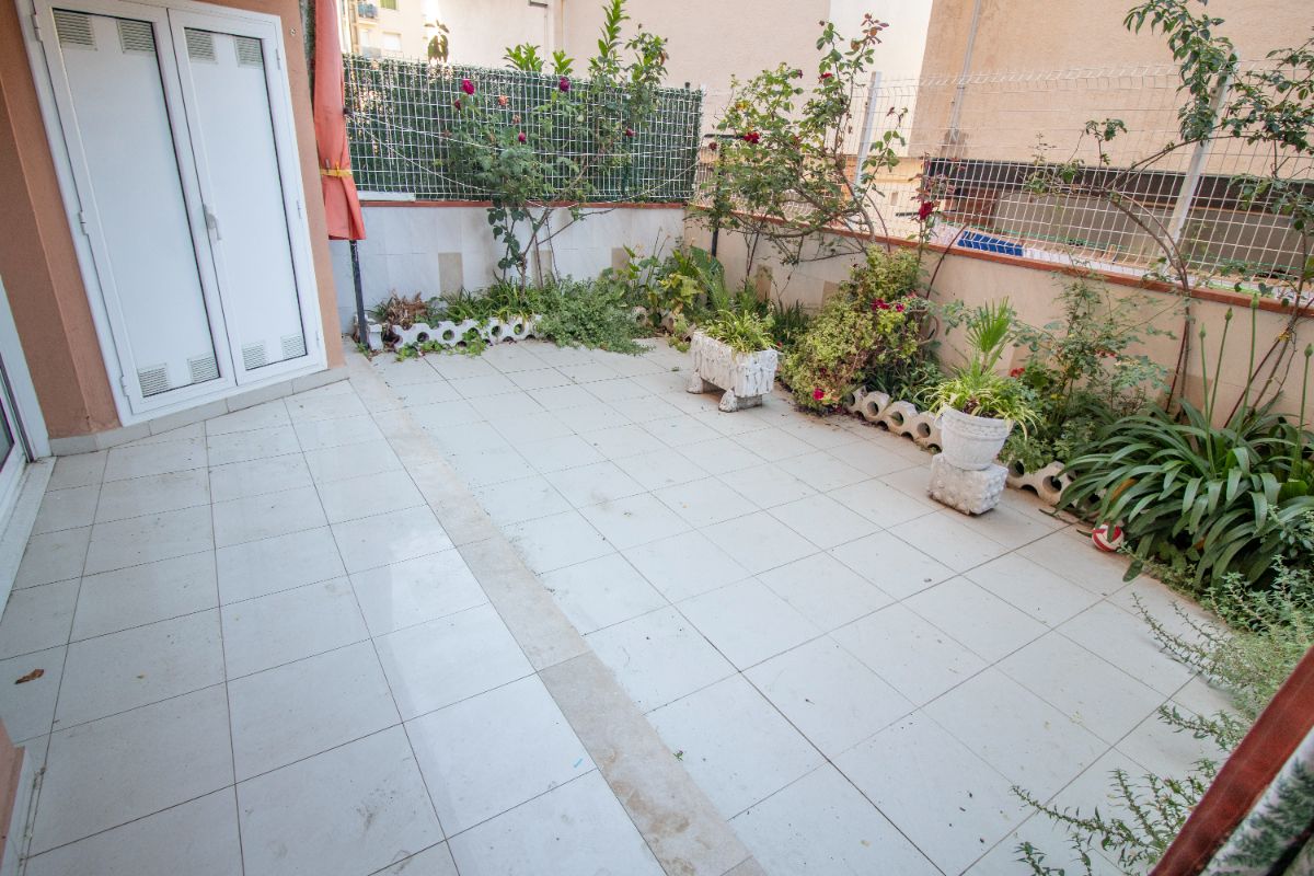 Venta de planta baja en Coma - Ruga