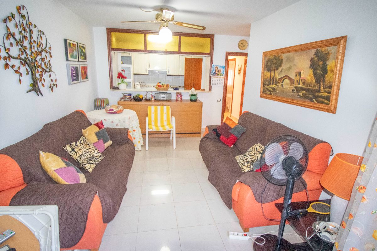 Venta de planta baja en Coma - Ruga