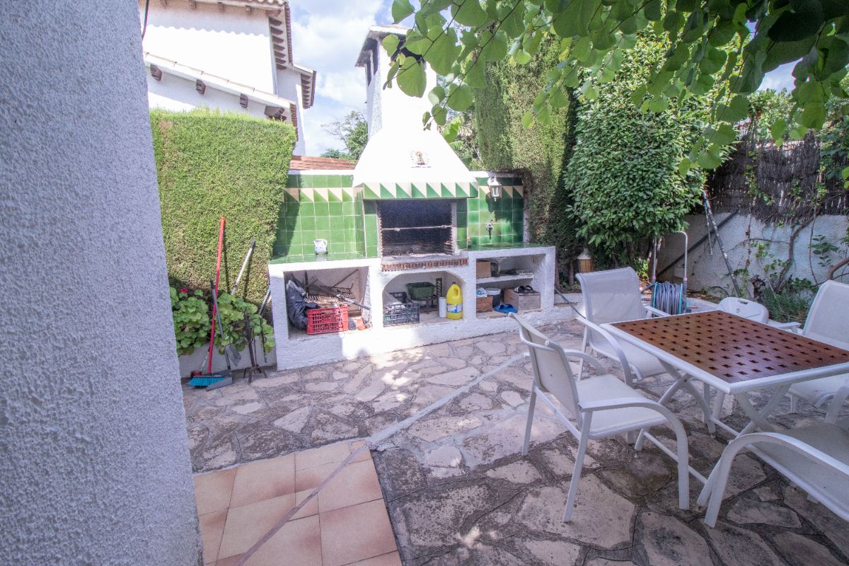 Venta de casa en Coma - Ruga