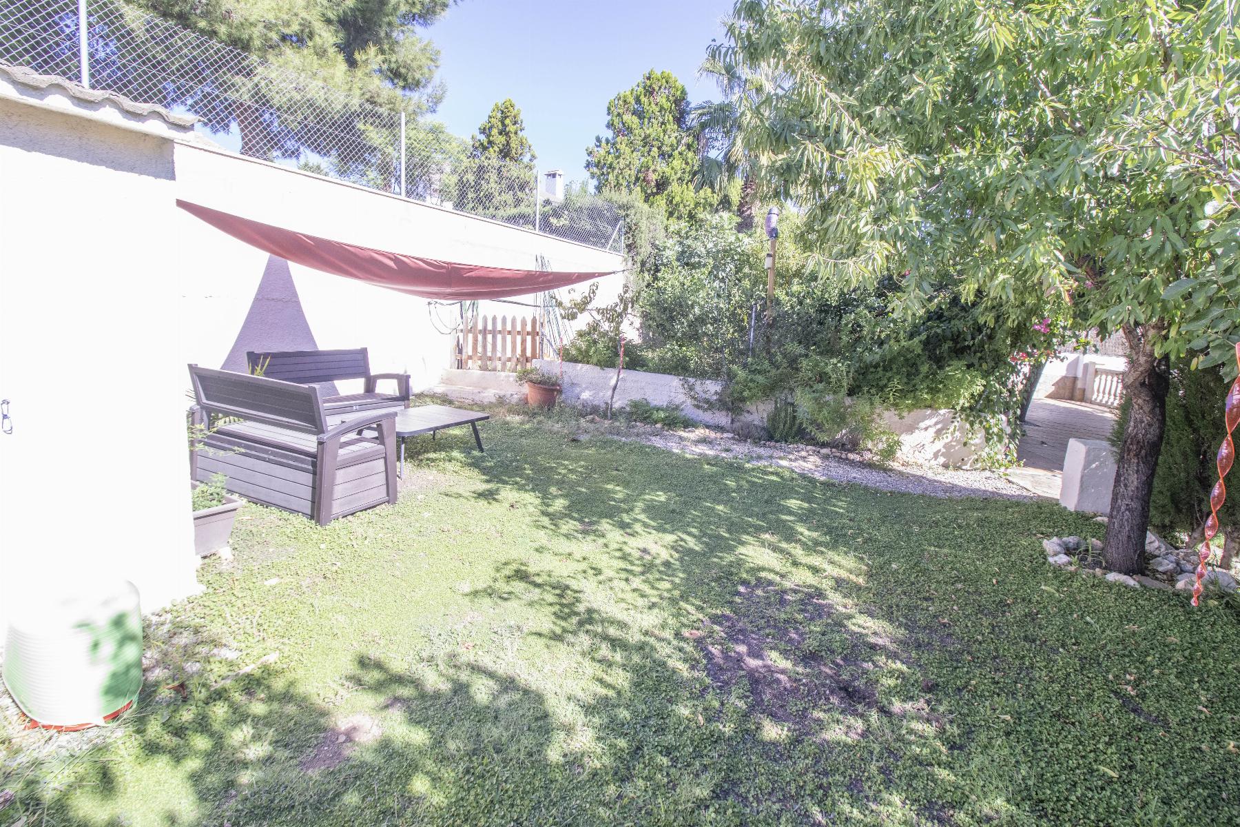 For sale of house in Coma - Ruga