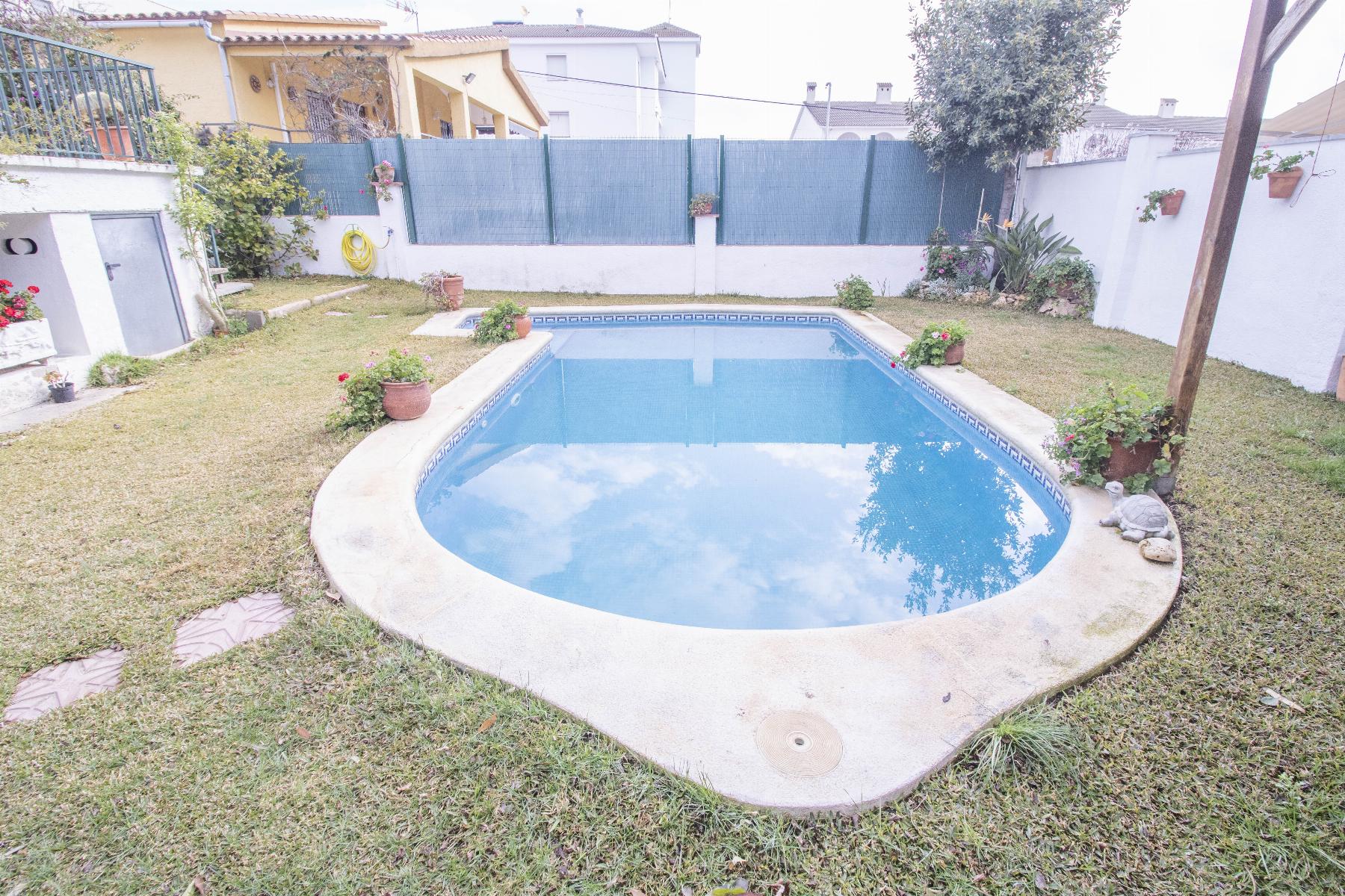 Vente de maison dans Coma - Ruga