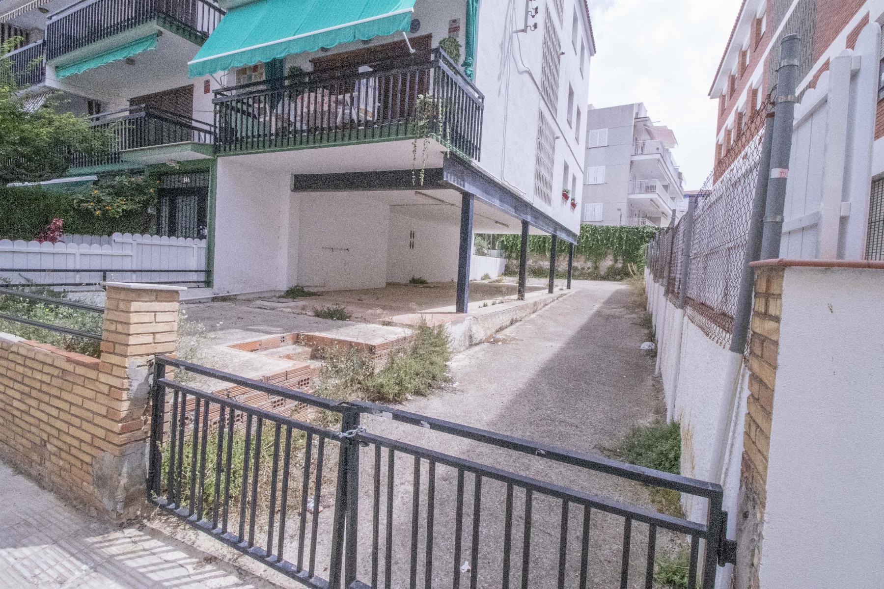 Venda de planta baixa a Coma - Ruga