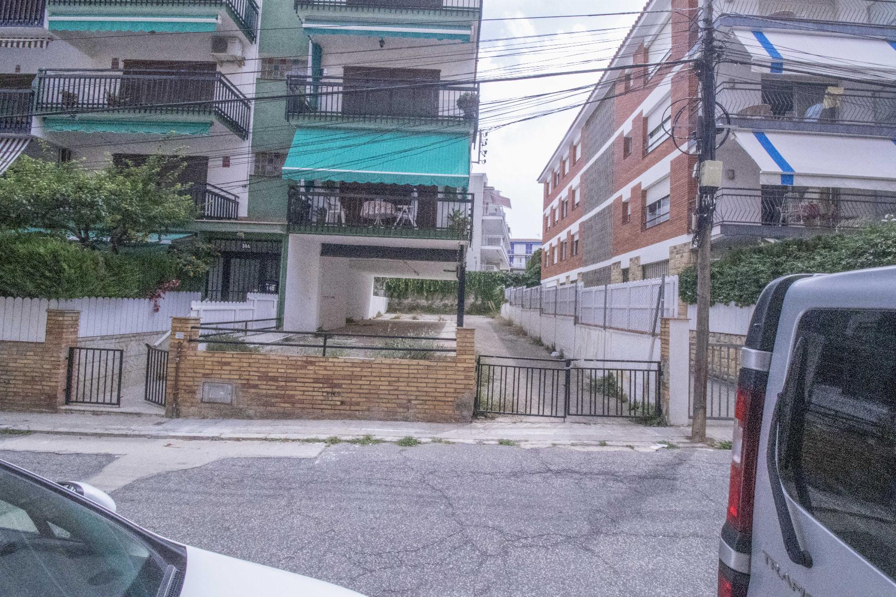 Venda de planta baixa a Coma - Ruga