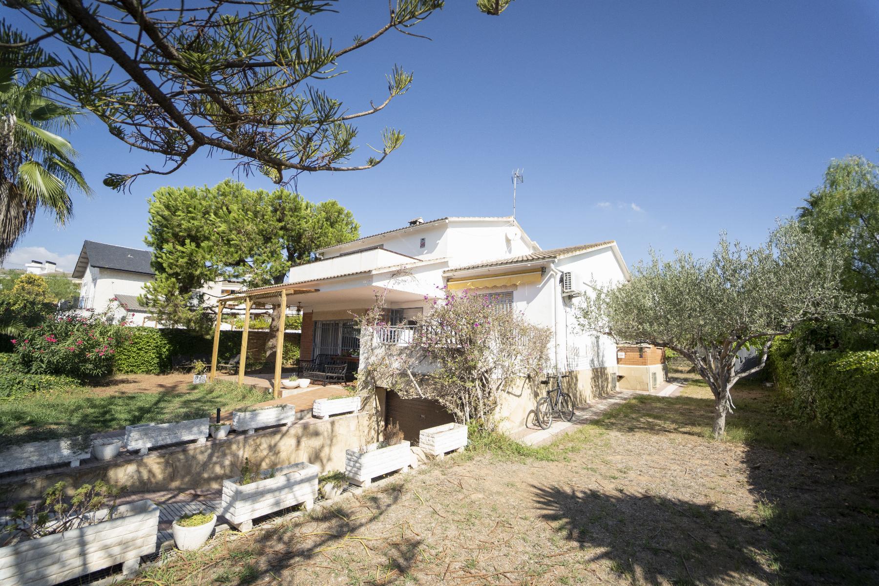 Venta de casa en Coma - Ruga