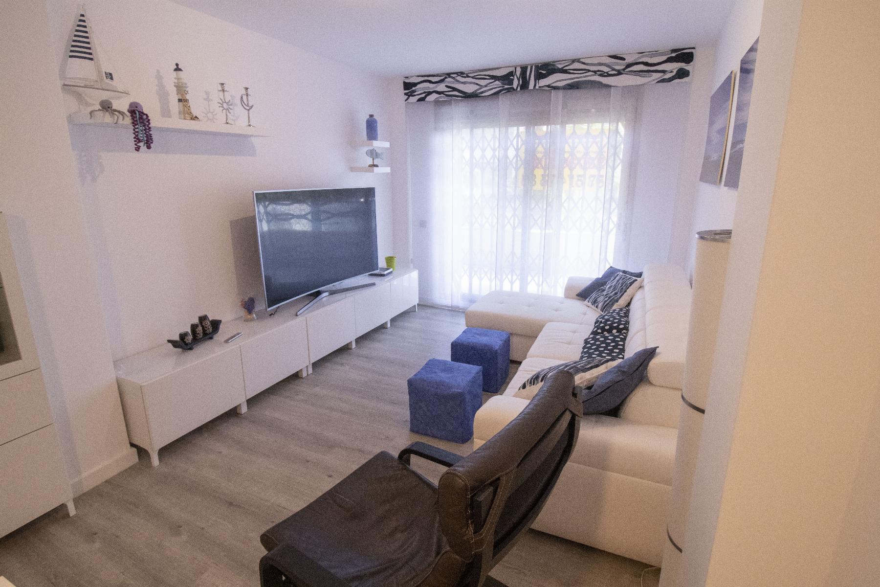 Venta de planta baja en Coma - Ruga