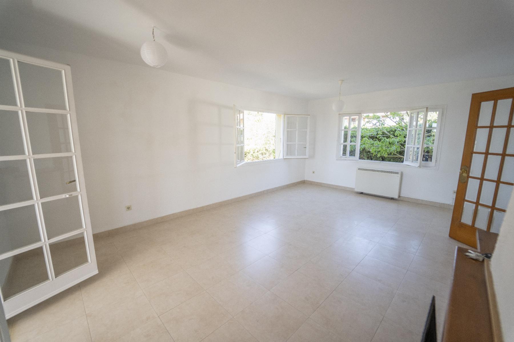 Venta de casa en Coma - Ruga