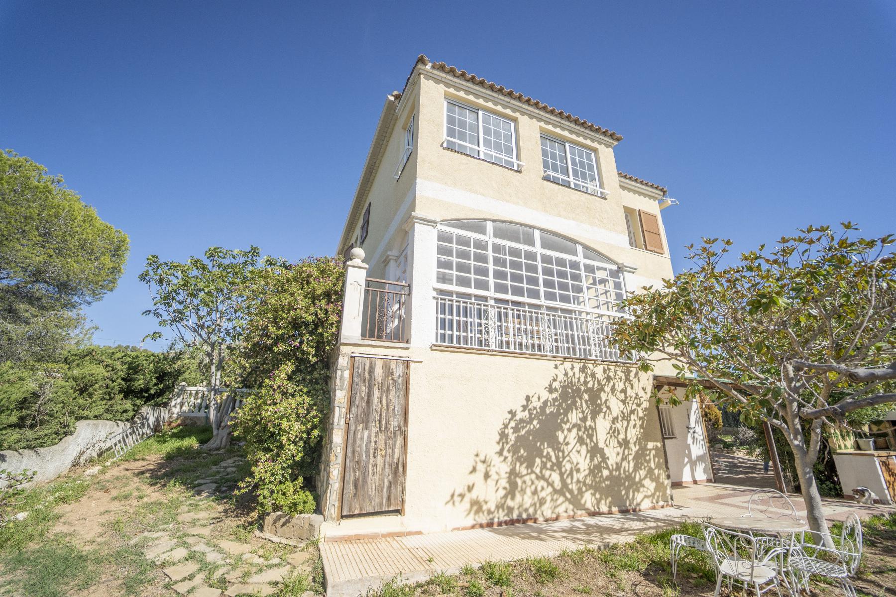 Venta de casa en Coma - Ruga