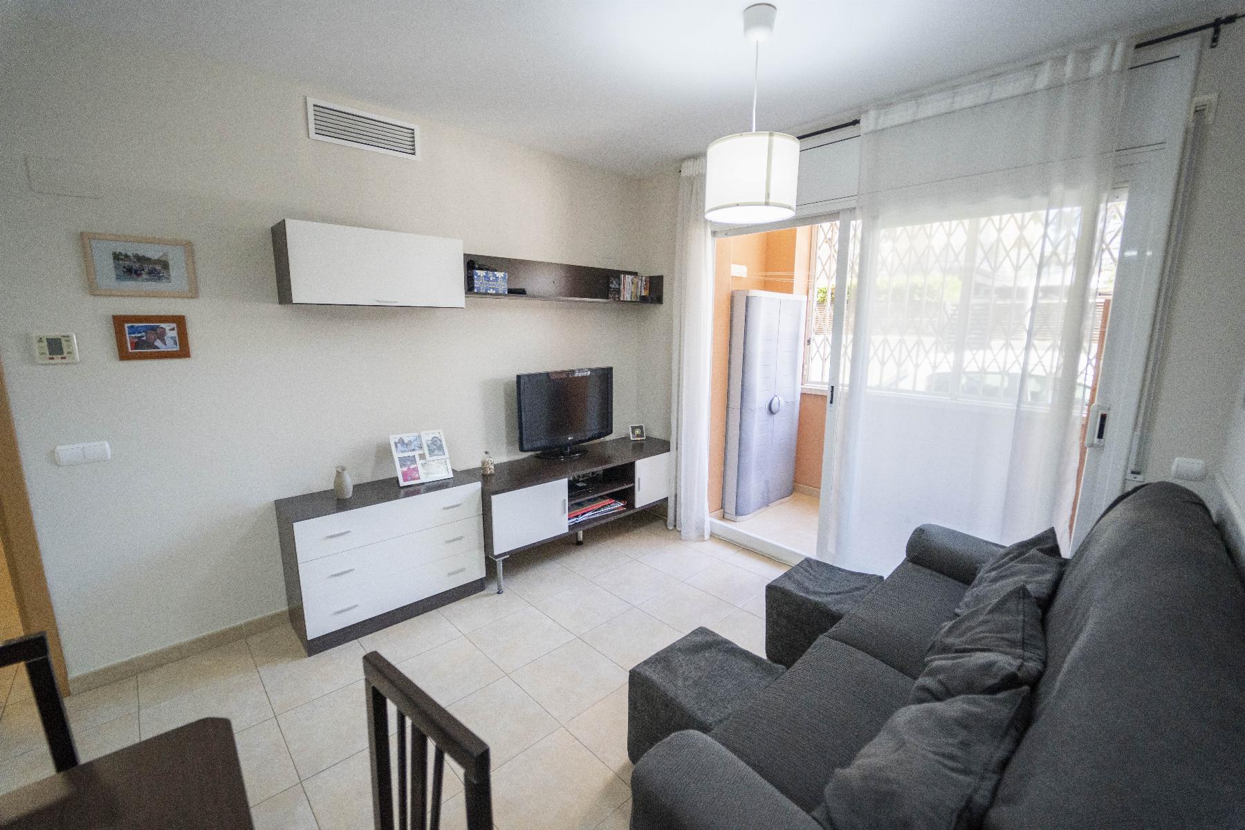 Venta de planta baja en Coma - Ruga