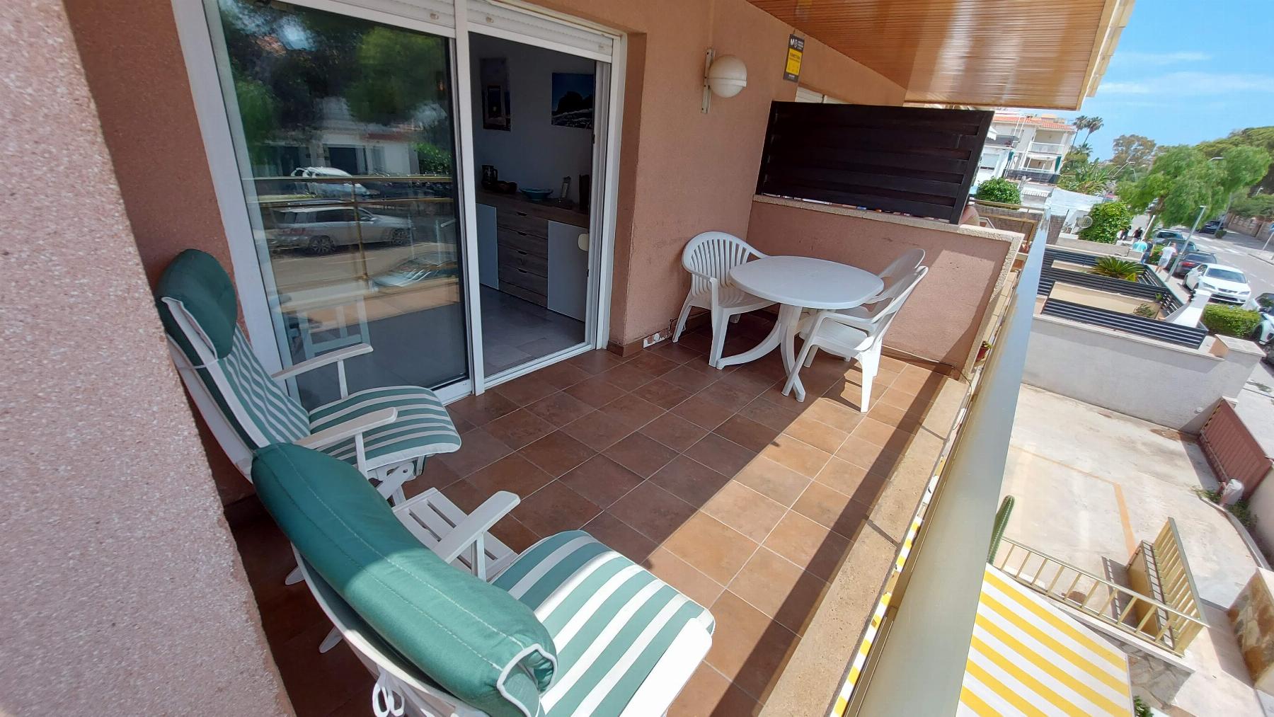De vânzare din apartament în Coma - Ruga