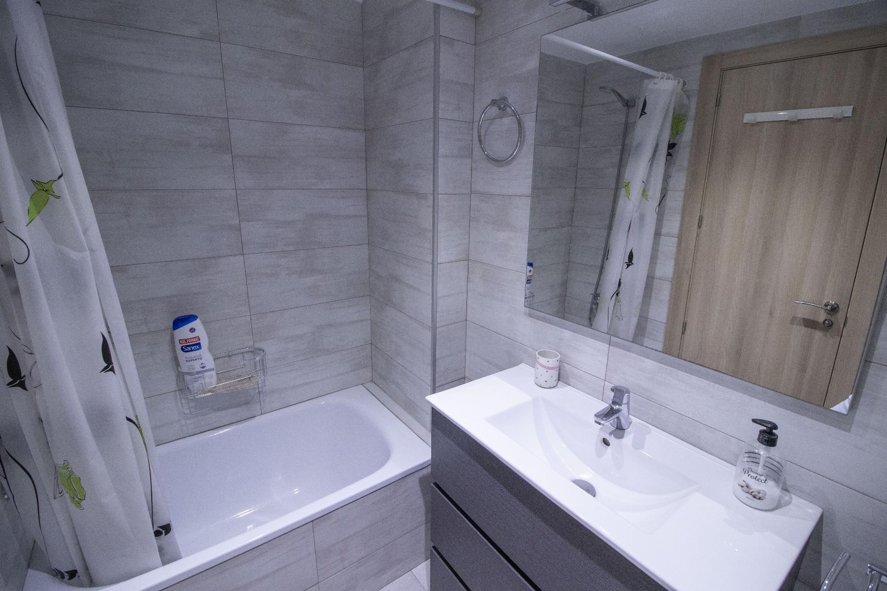 De vânzare din apartament în Coma - Ruga