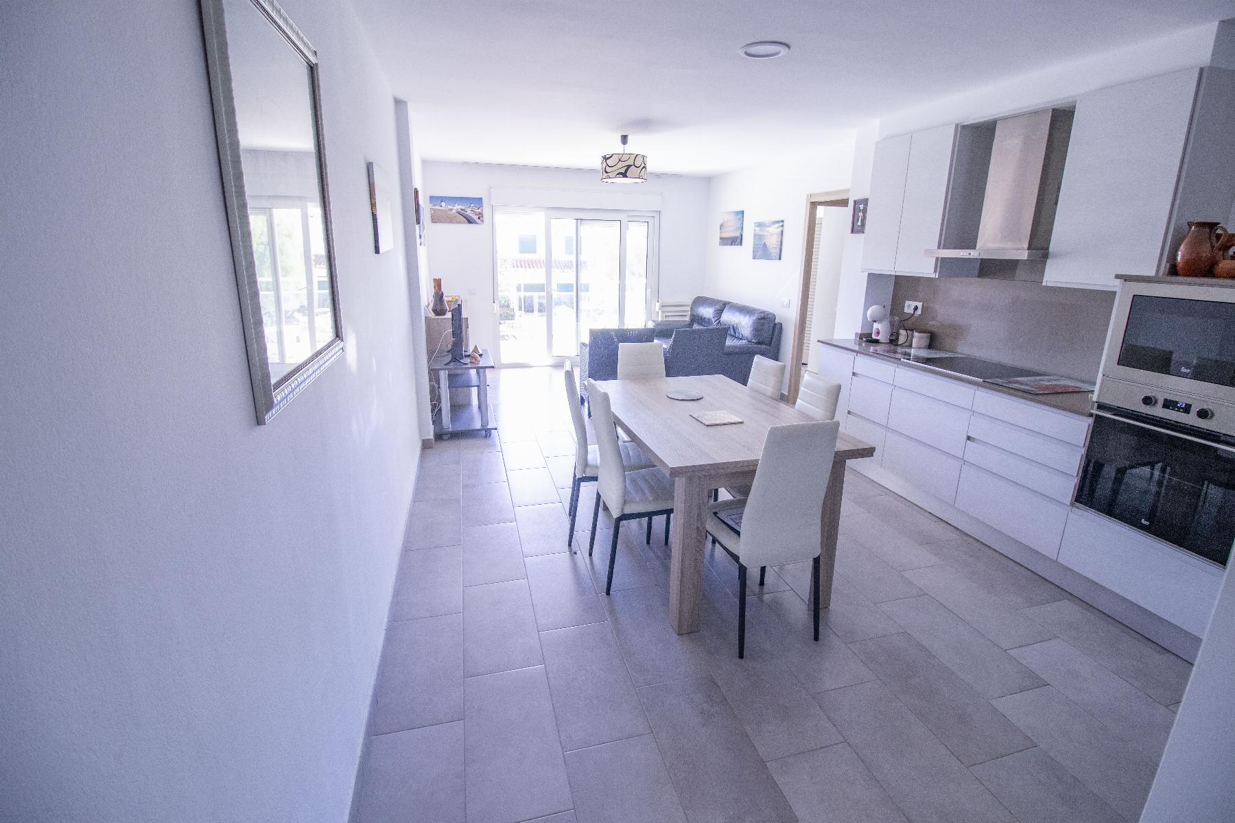 De vânzare din apartament în Coma - Ruga