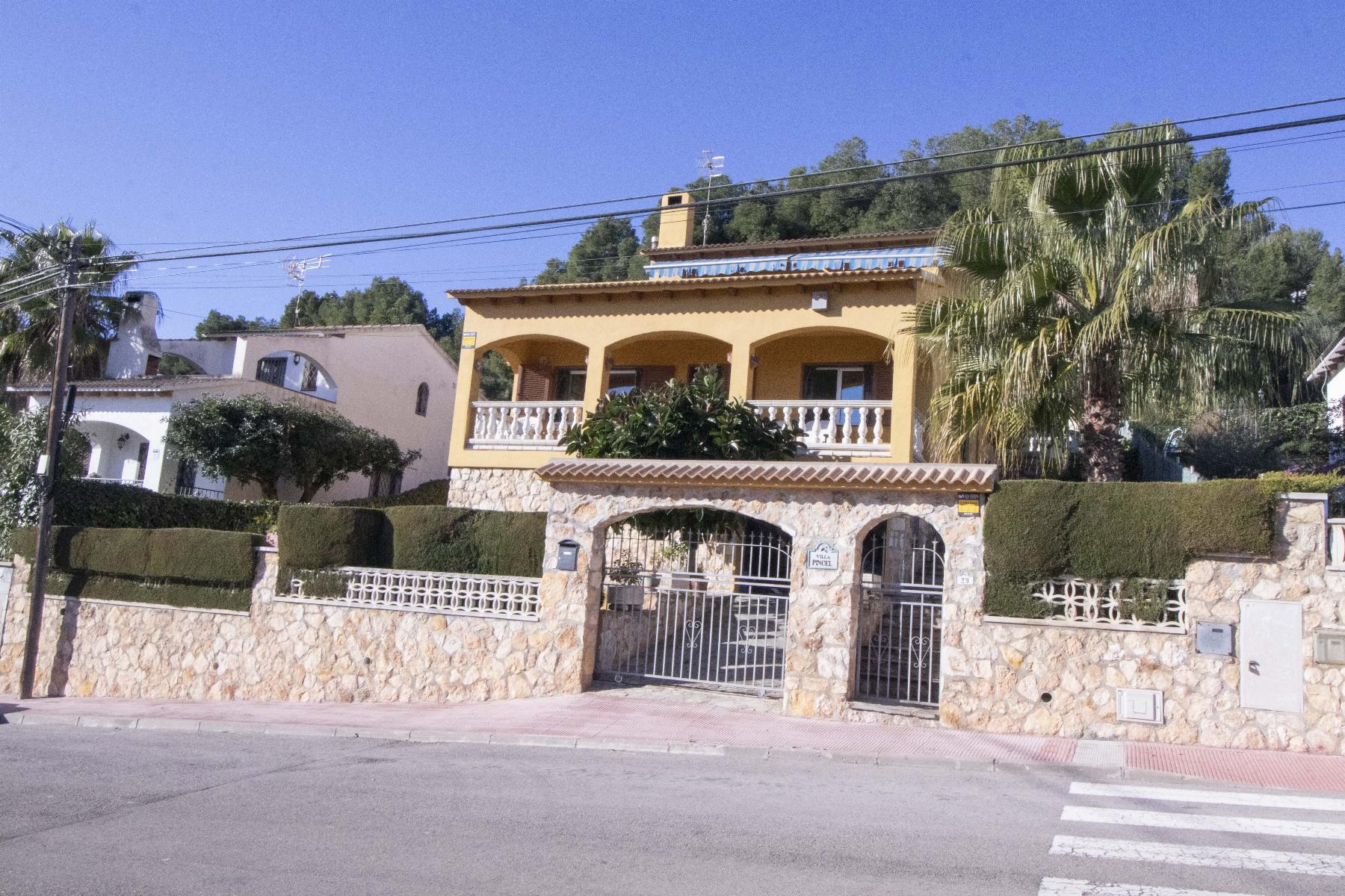 Venda de casa em Coma - Ruga