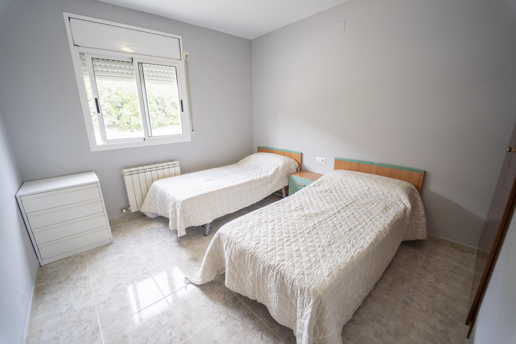 Köp av hus i Coma - Ruga