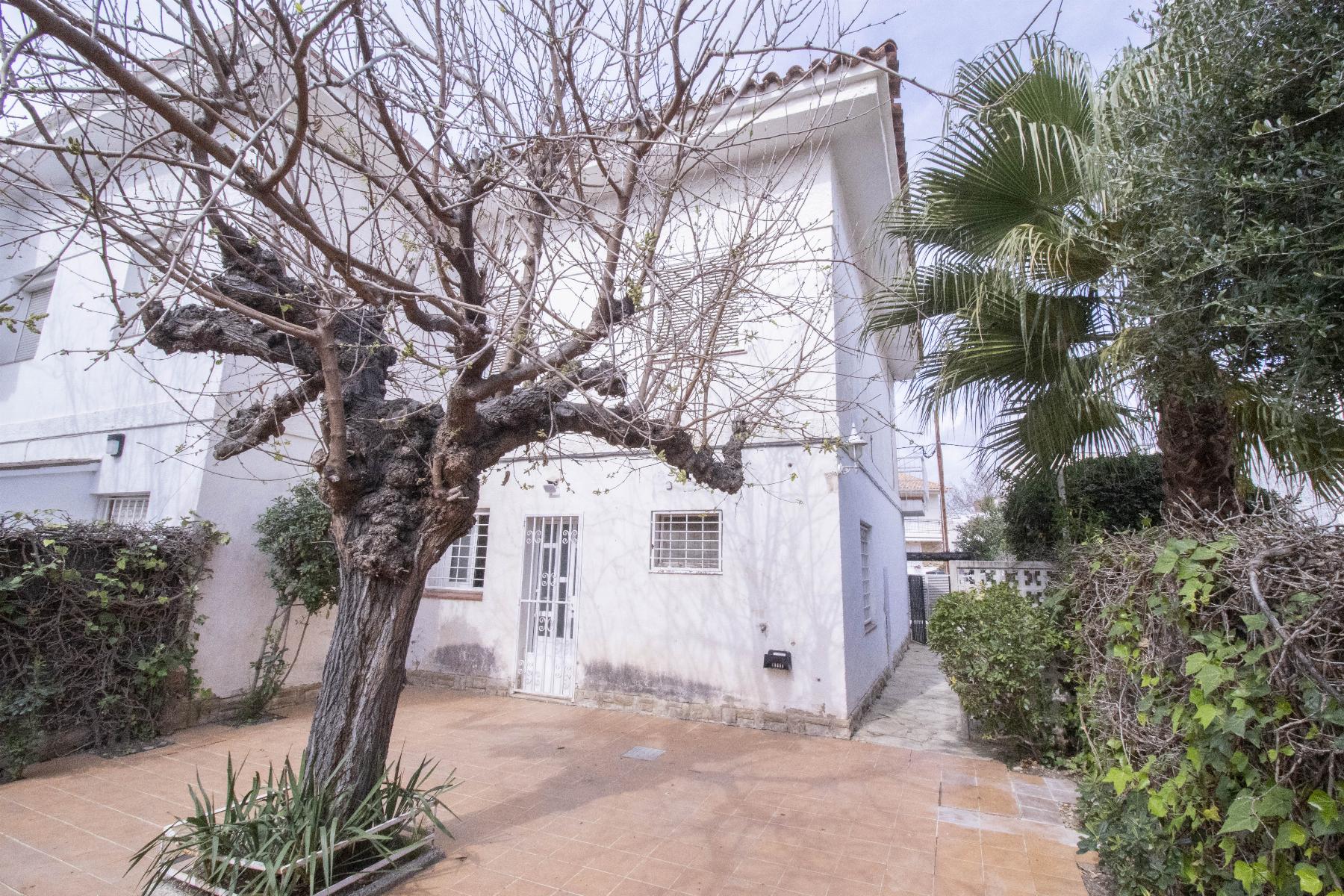 Venta de casa en Coma - Ruga