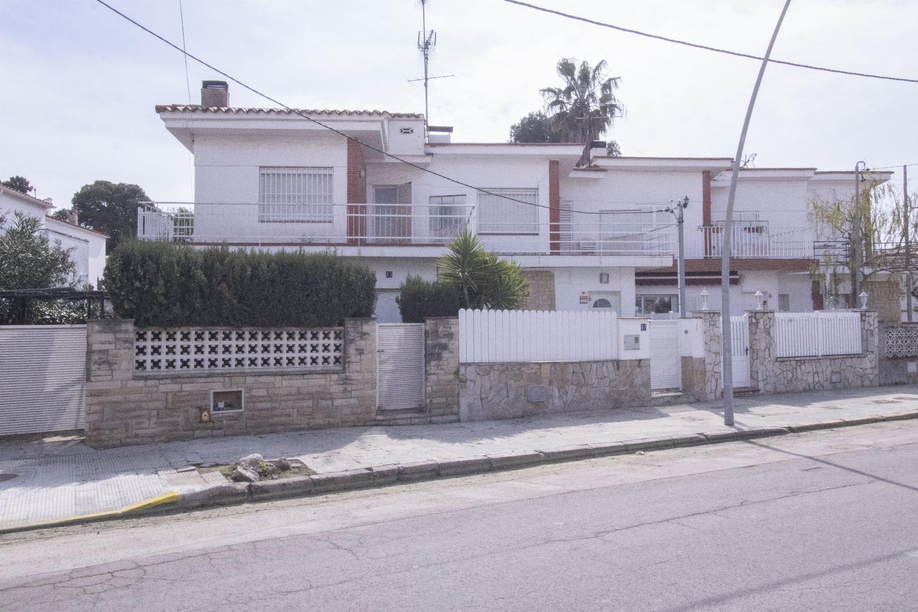 Venta de casa en Coma - Ruga