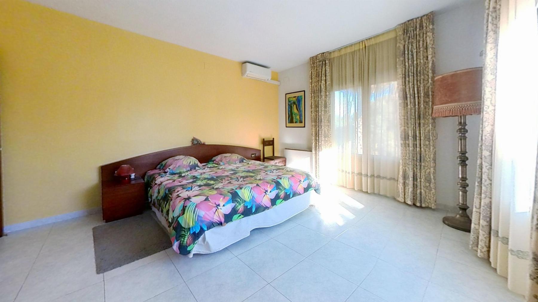 Venta de casa en Coma - Ruga