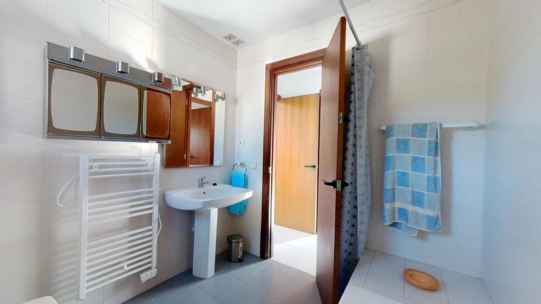 Venta de casa en Coma - Ruga