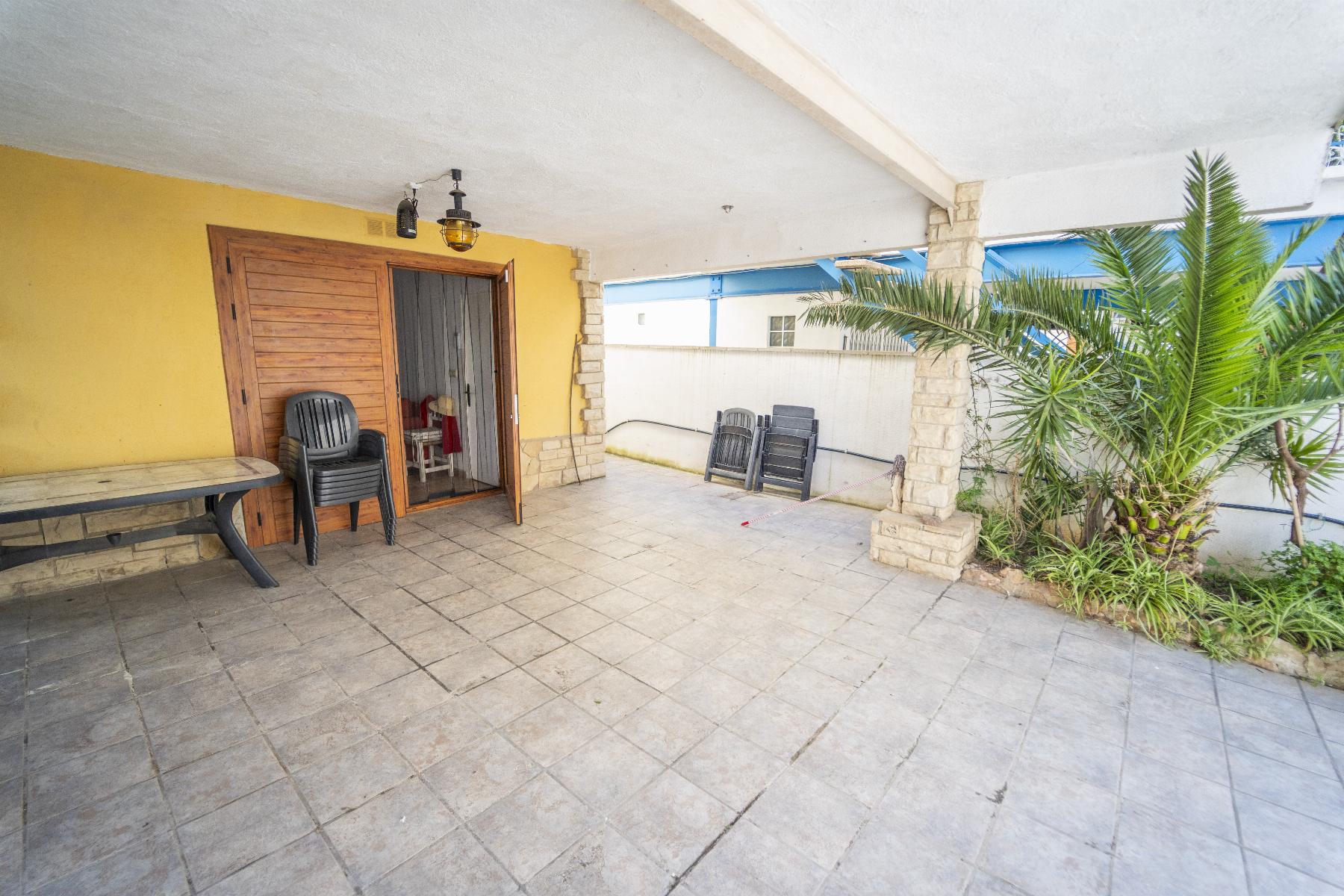 Venta de casa en Coma - Ruga