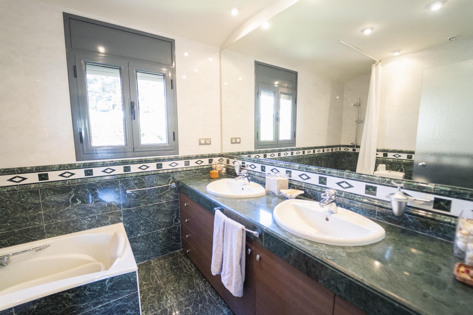 Venta de chalet en Coma - Ruga