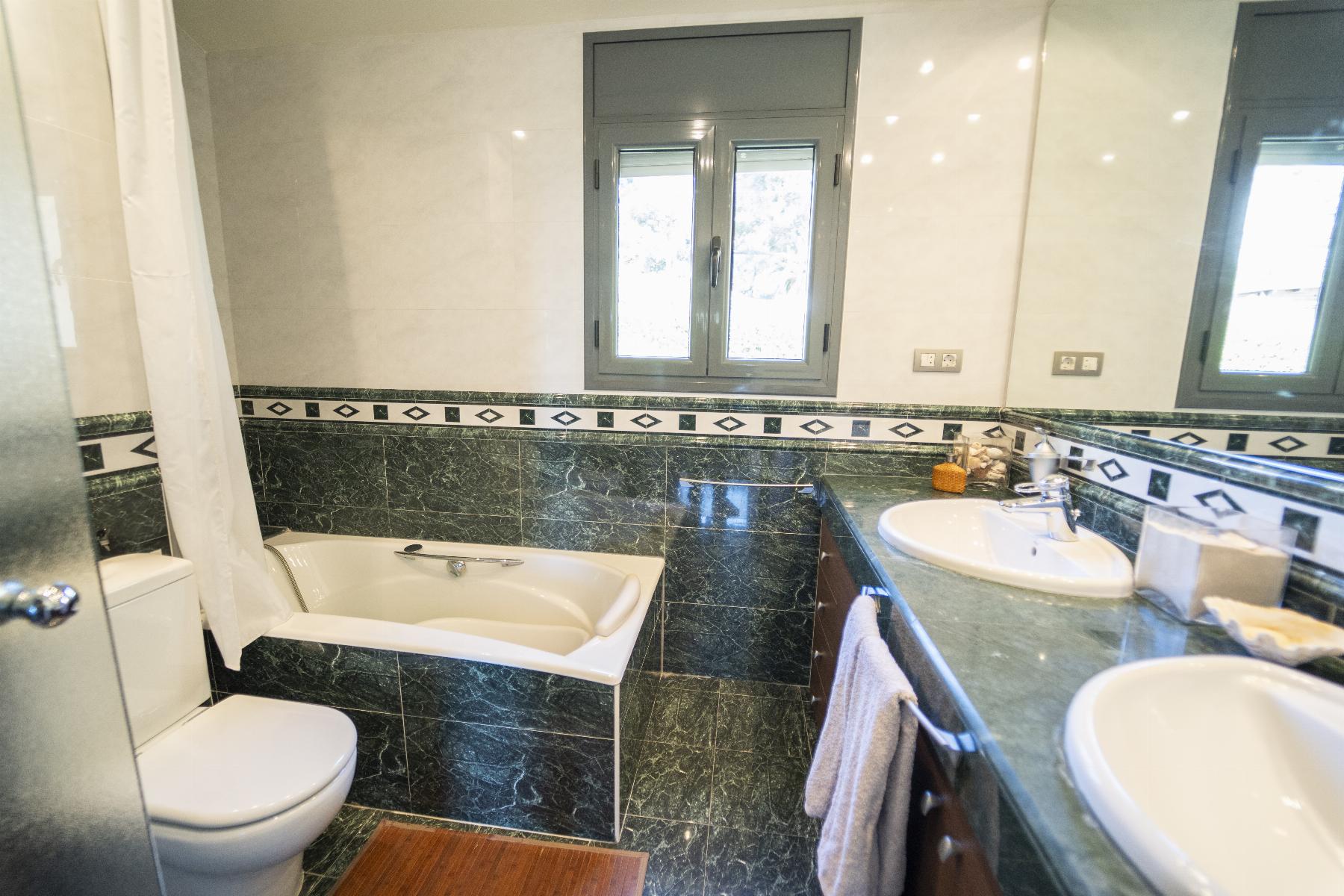 Venta de chalet en Coma - Ruga