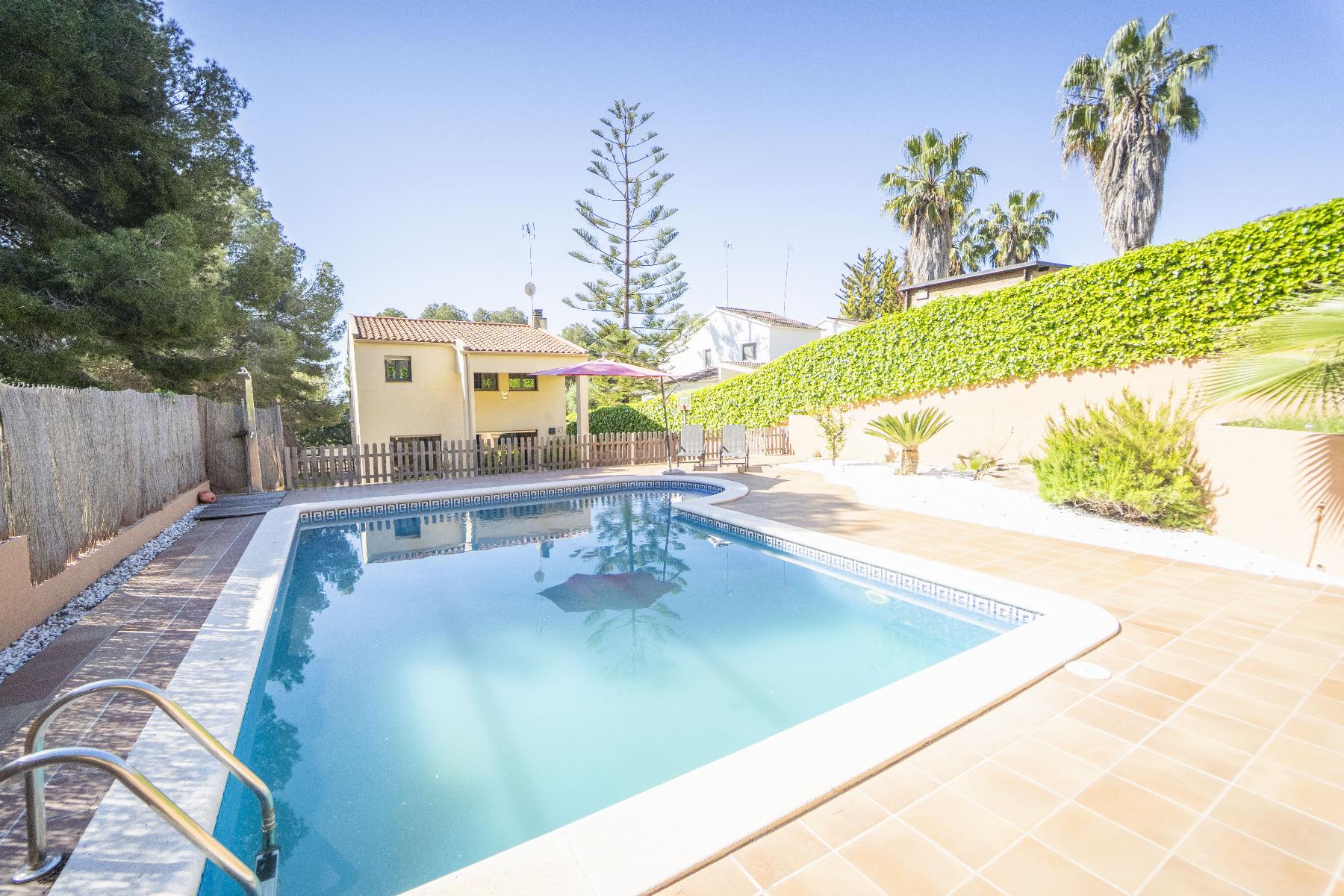 Venta de chalet en Coma - Ruga