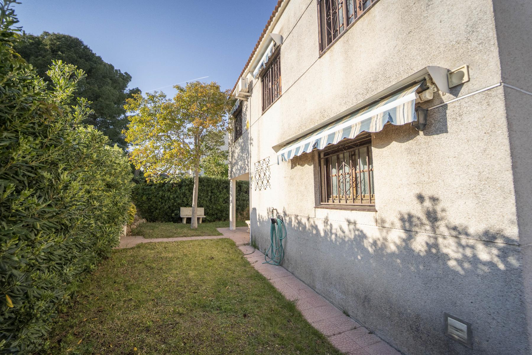 Venta de casa en Coma - Ruga