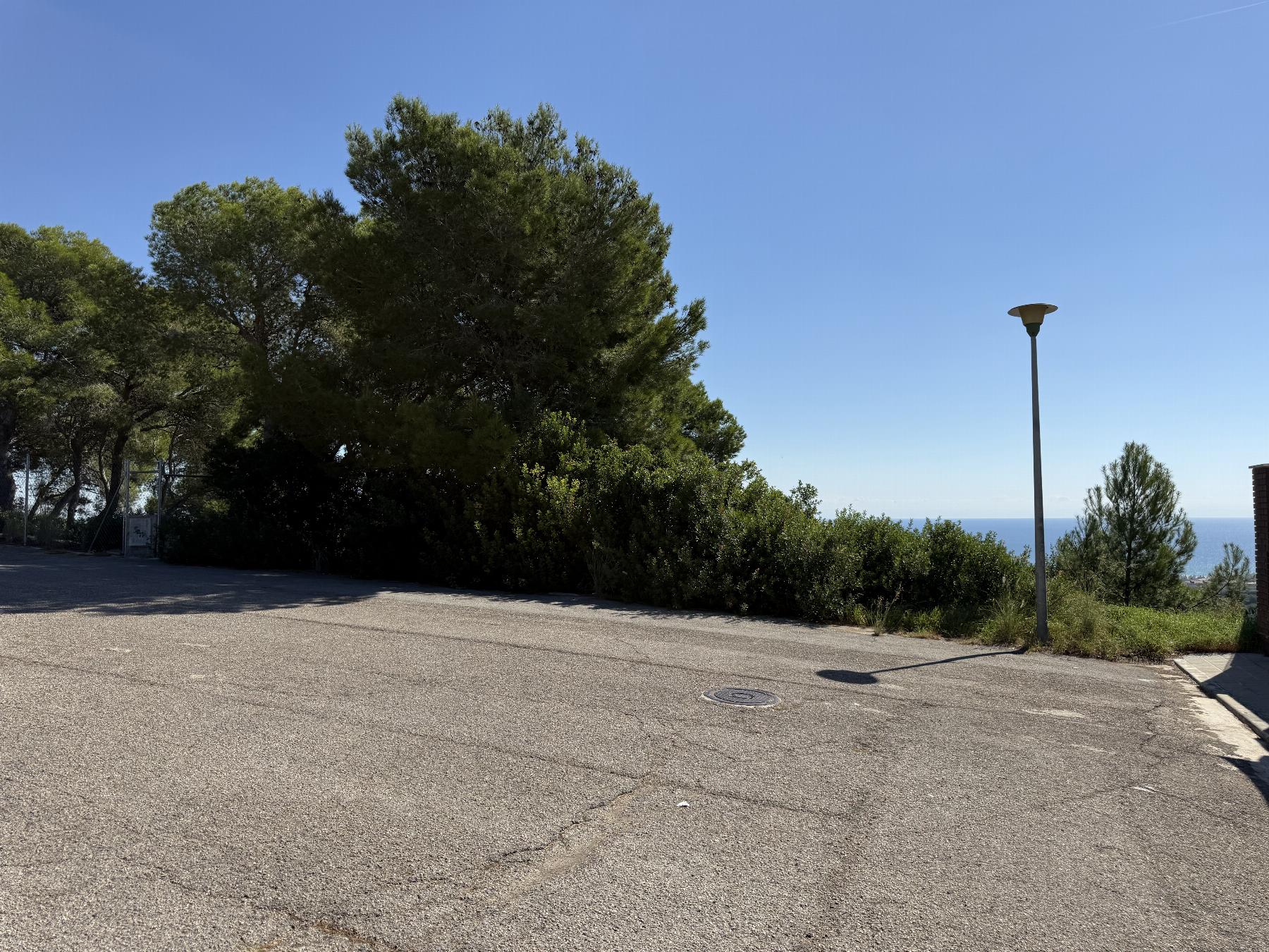 Venta de terreno en Coma - Ruga