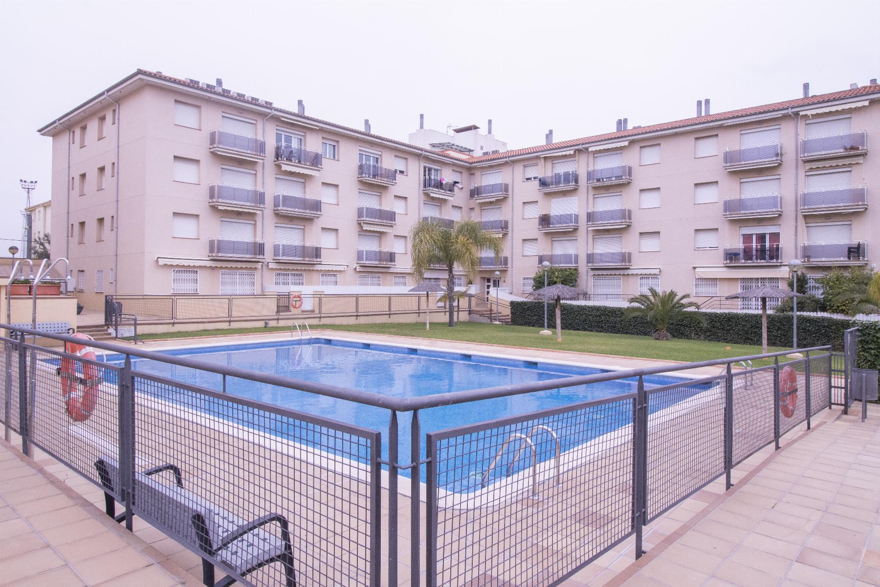 Köp av lägenhet i Coma - Ruga