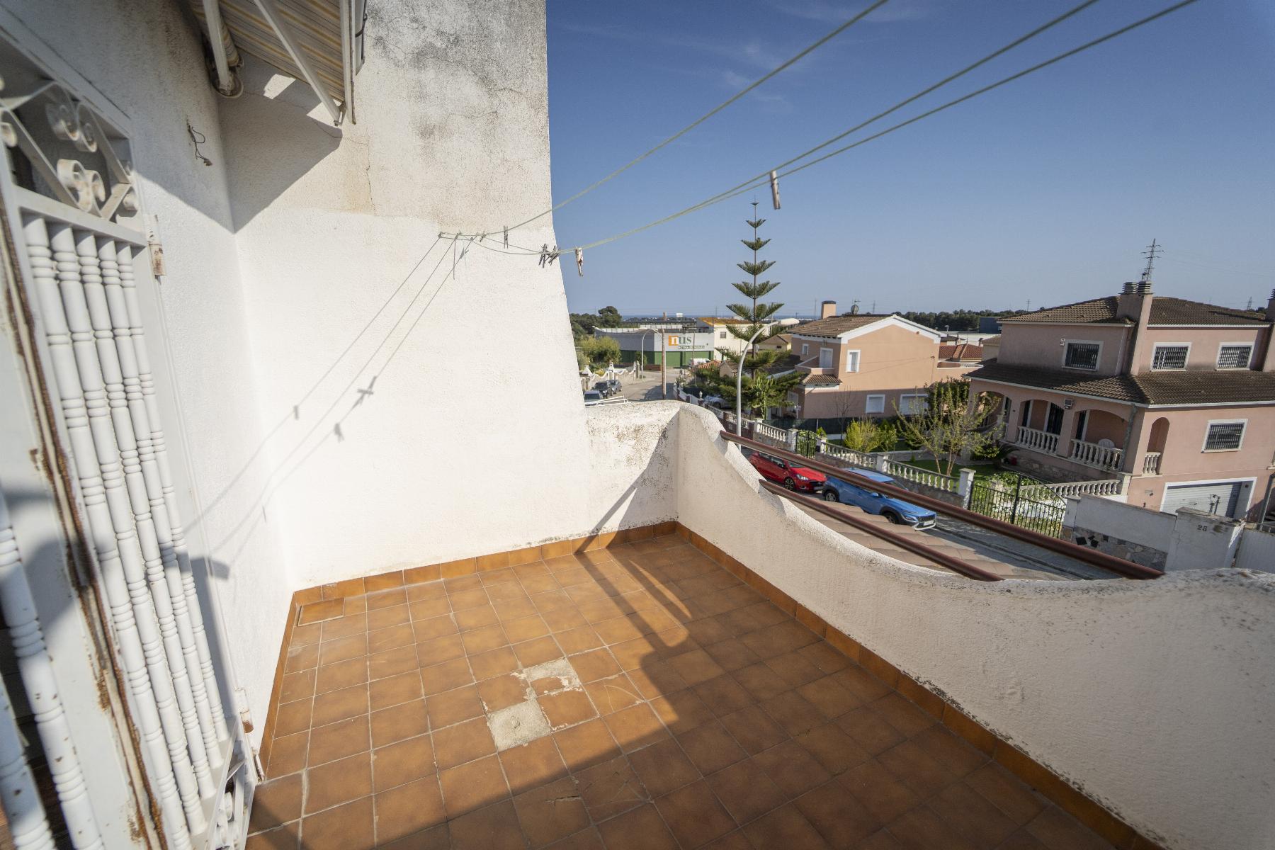 Venta de casa en Coma - Ruga