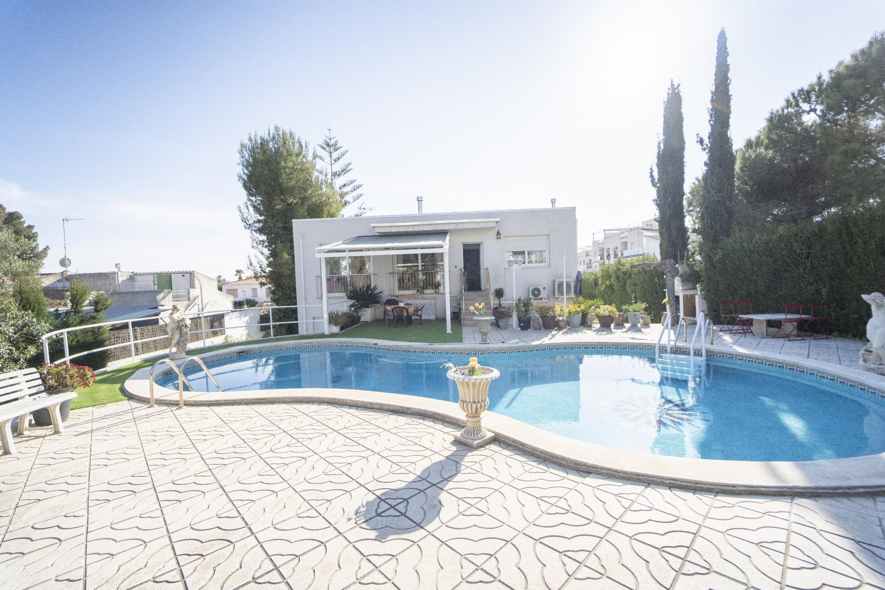 Venta de chalet en Coma - Ruga