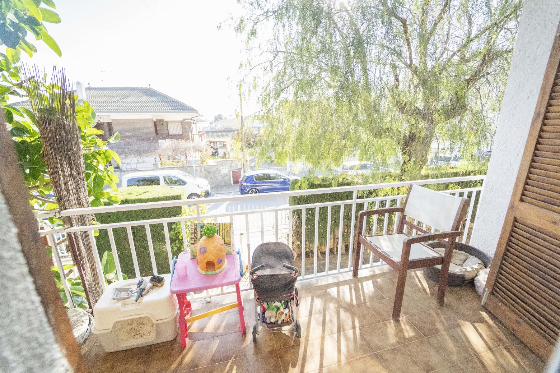 Venta de chalet en Coma - Ruga