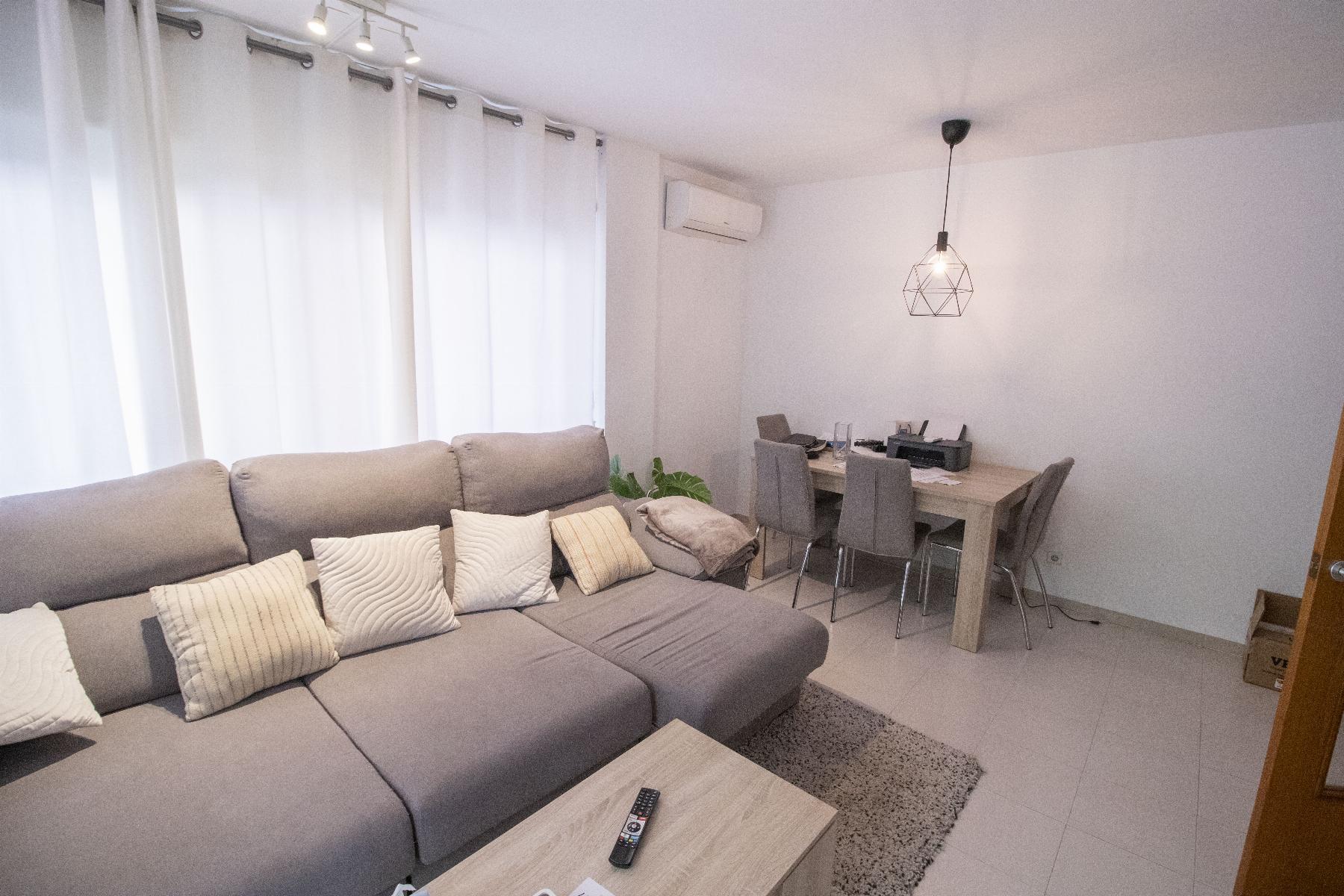 Venta de planta baja en Coma - Ruga