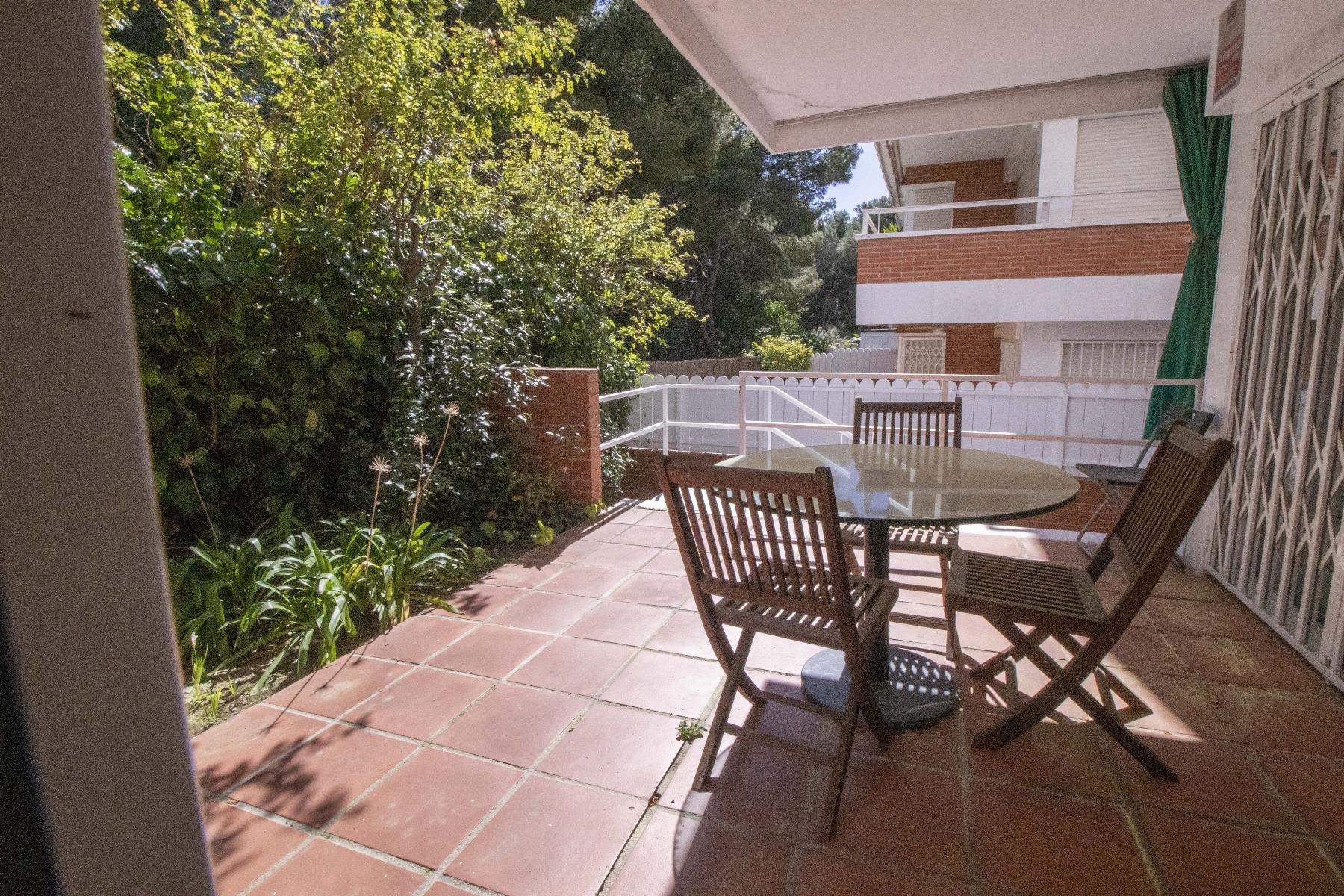 Venta de planta baja en Coma - Ruga