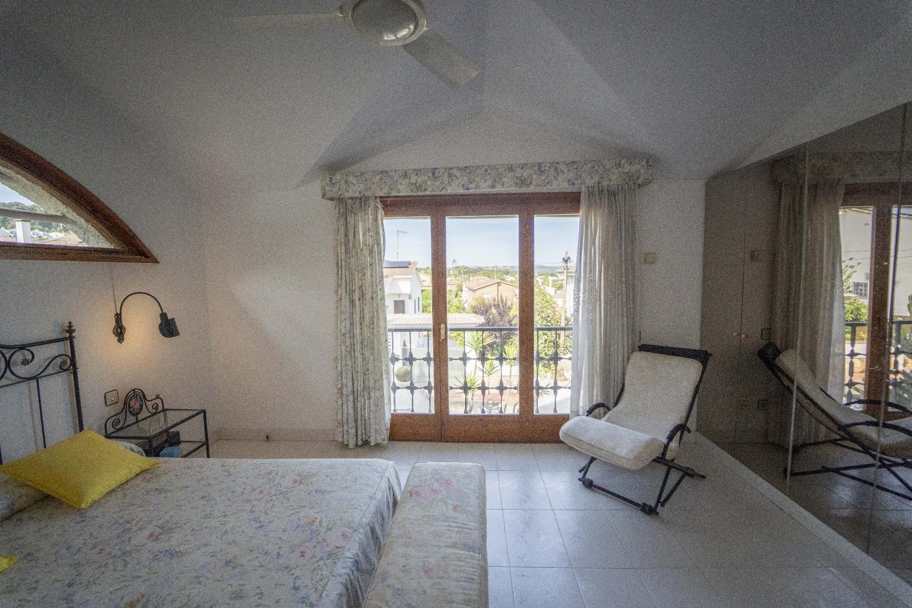 Venta de casa en Coma - Ruga