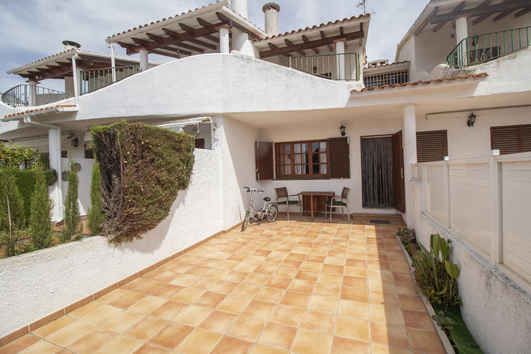 Venta de casa en Coma - Ruga