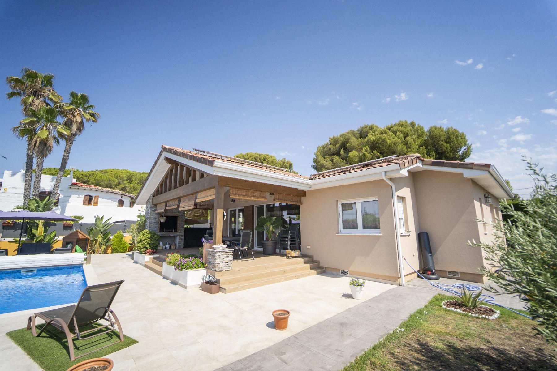 Venta de casa en Coma - Ruga