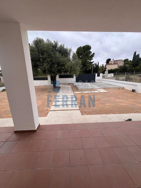 Venta de casa en Coma - Ruga