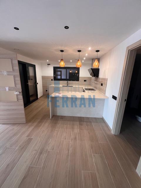 Venta de casa en Coma - Ruga