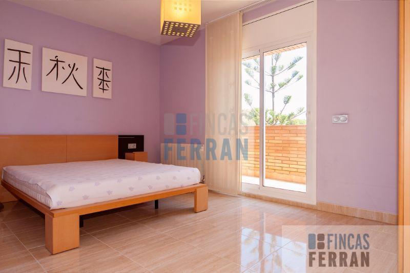 For sale of house in Coma - Ruga