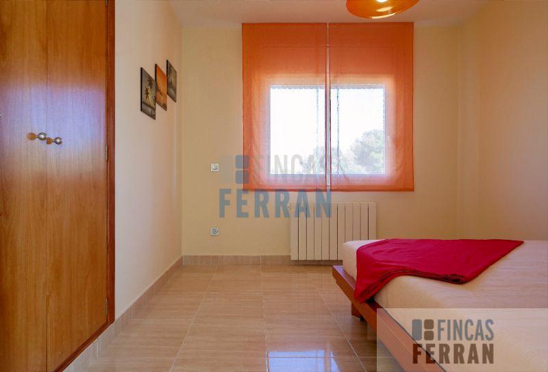 For sale of house in Coma - Ruga