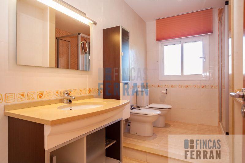 For sale of house in Coma - Ruga