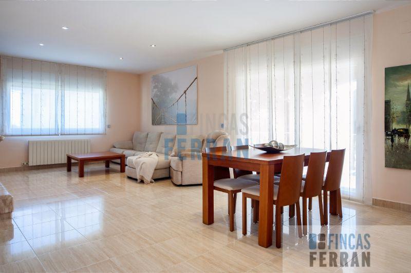 For sale of house in Coma - Ruga