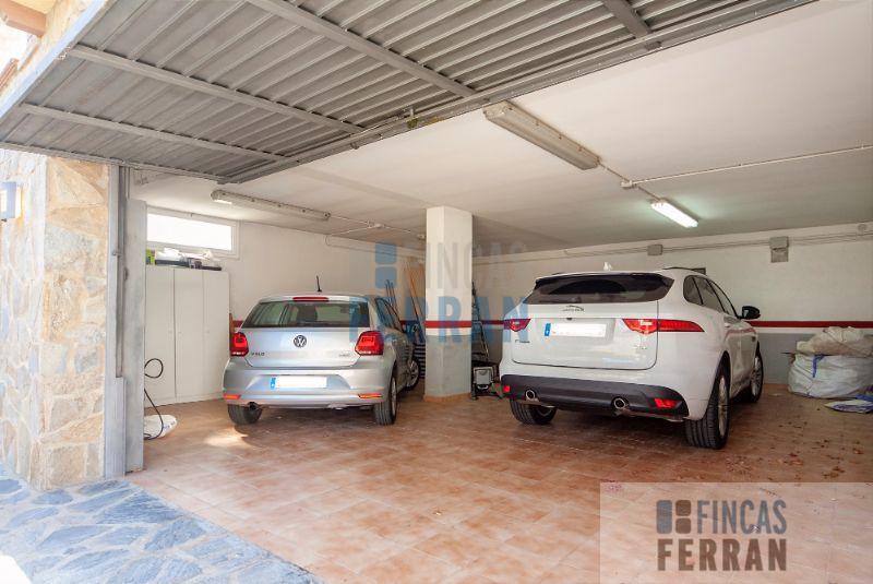 For sale of house in Coma - Ruga