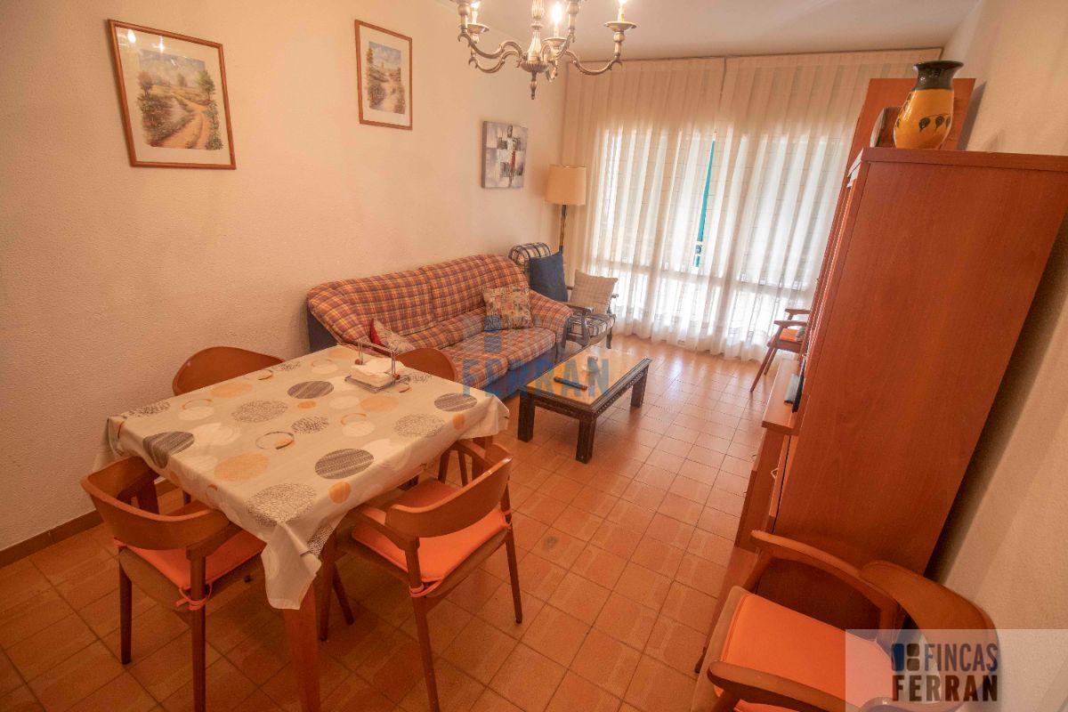 For sale of apartment in Coma - Ruga