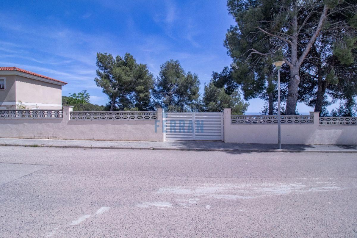 For sale of land in Coma - Ruga